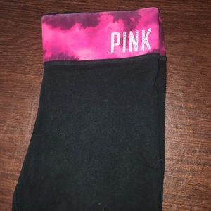 Victoria’s Secret Pink Yoga Pant leggings- M
